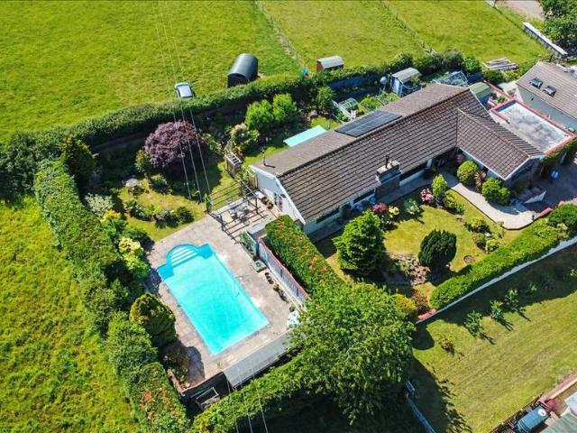 Bungalow for sale in Llanstadwell, Wales