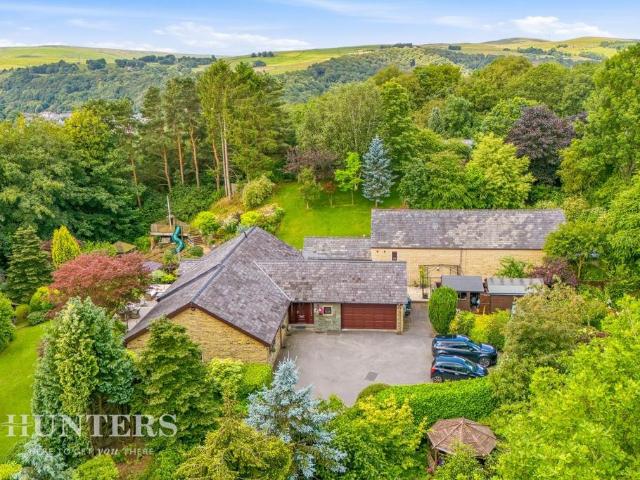 Bungalow for sale in Cross Stone, Todmorden