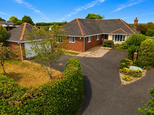Bungalow for sale in Hentland