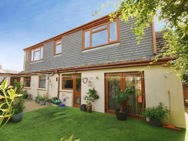 Bungalow for sale in Bryncethin, Wales