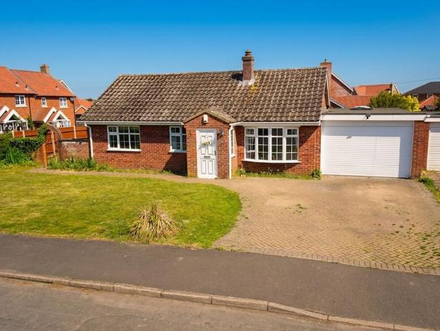 Bungalow for sale in Beckhithe, Burgh St Peter