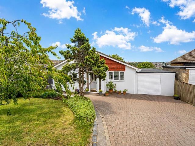 Bungalow for sale in Broomgrove, Guestling Green