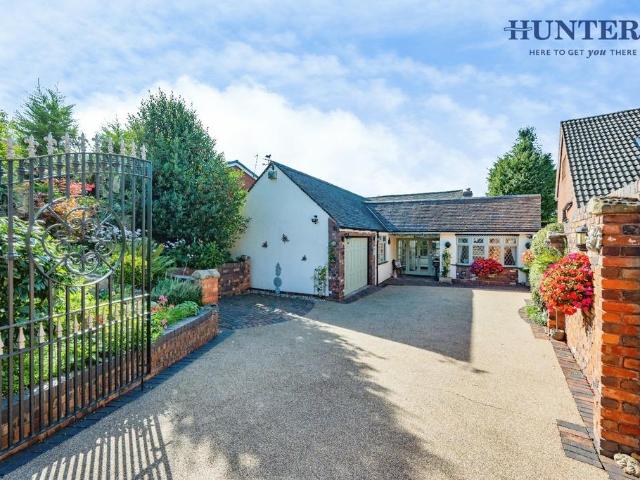 Bungalow for sale in Darwin Park, Lichfield