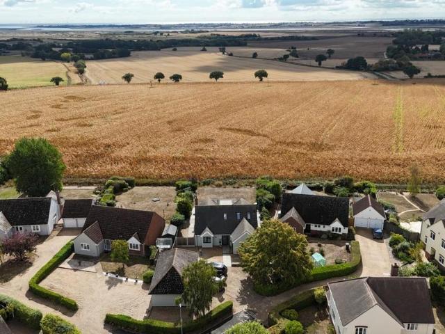 Bungalow for sale in Fordham Heath, Essex