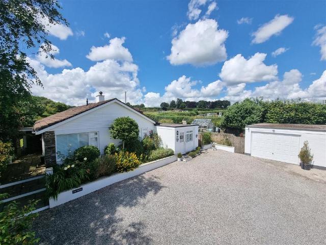 Bungalow for sale in Weir Quay, Devon