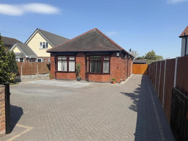 Bungalow for sale in Beamhurst, Staffordshire