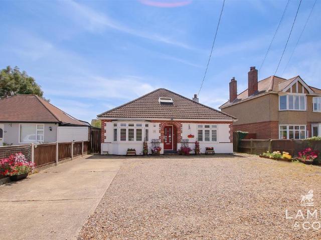 Bungalow for sale in Dale Hill, Essex