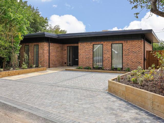 Bungalow for sale in Arrington, Cambridgeshire