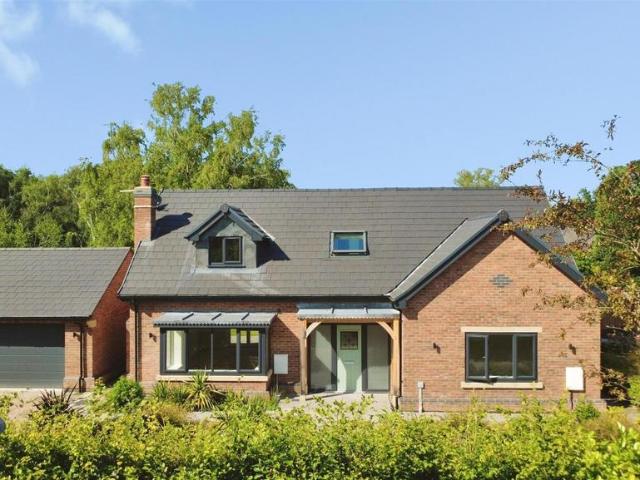 Bungalow for sale