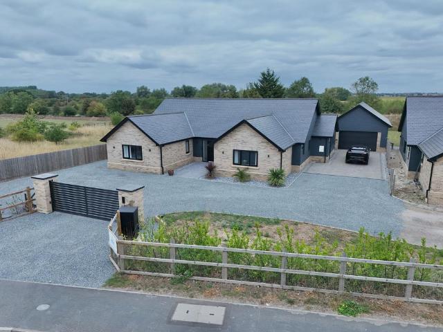 Bungalow for sale in Barway, Cambridgeshire
