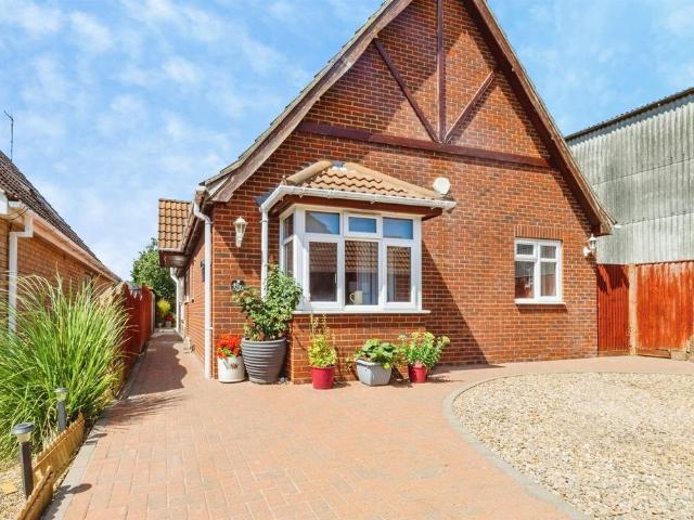 Bungalow for sale in Ingleby, Lincolnshire