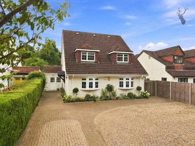 Bungalow for sale in Debden Green, Epping