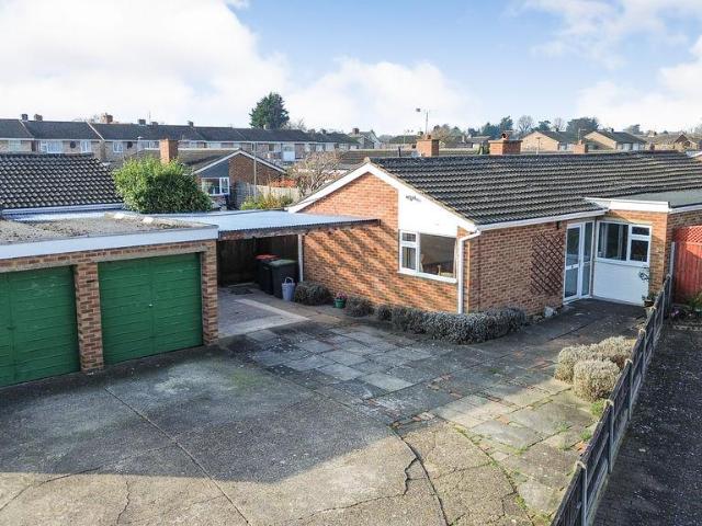 Bungalow for sale in Bedford
