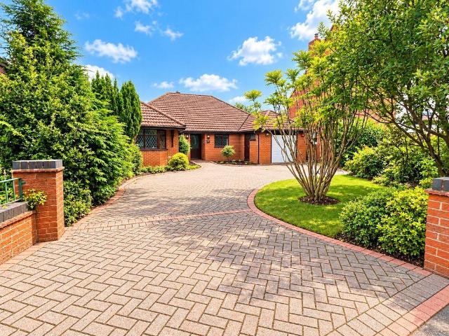Bungalow for sale in Shire Oak, West Midlands