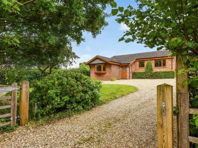 Bungalow for sale in Bolton Low Houses, Hampshire
