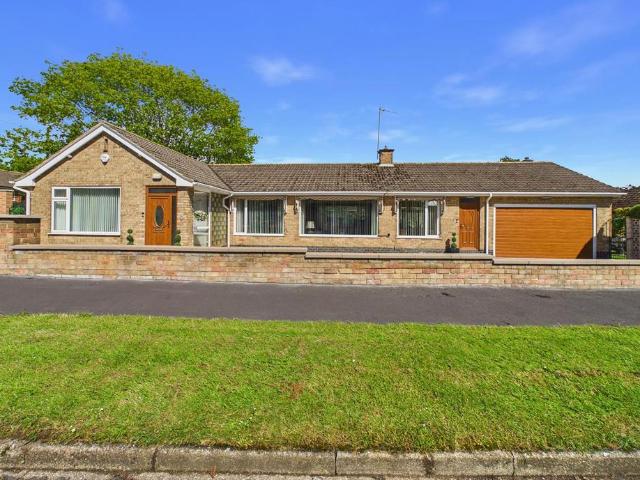 Bungalow for sale in Kirk Ella, East Riding Of Yorkshire