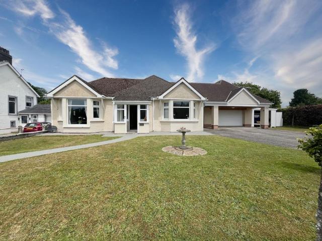 Bungalow for sale in Fonmon, Wales