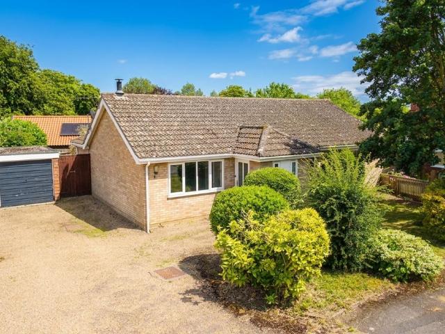 Bungalow for sale in Bedingfield, Suffolk