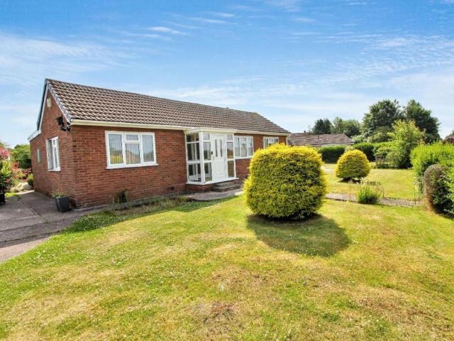 Bungalow for sale in Heath Hill, Dawley