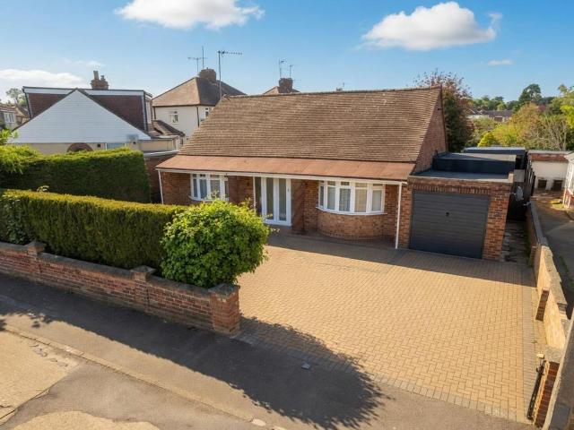 Bungalow for sale in White Hills, Boughton