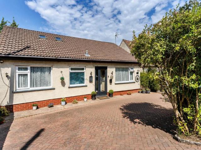 Bungalow for sale in Lulsgate Bottom, Backwell