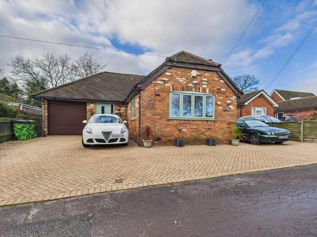 Bungalow for sale in Tadley, Priest Down
