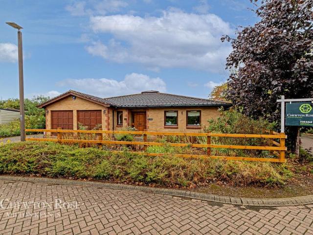 Bungalow for sale in Bletchley, Milton Keynes