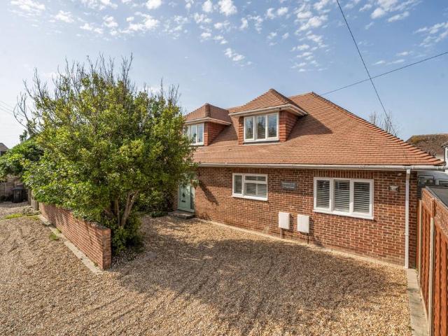 Bungalow for sale in Littlecote, West Sussex