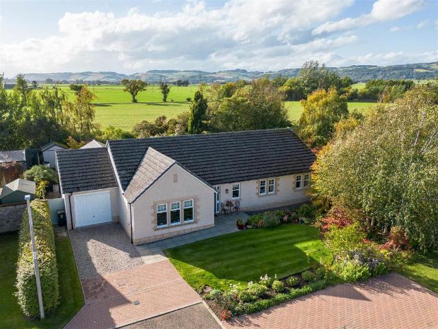 Bungalow for sale in West Grange, Grange