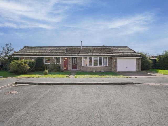 Bungalow for sale in Bicester, Cherwell