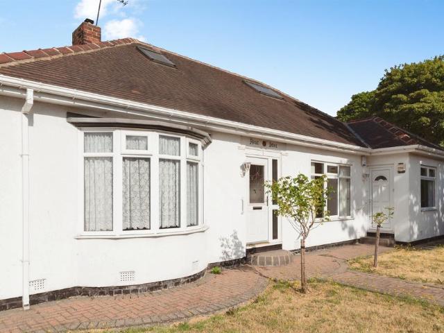 Bungalow for sale in Hull, City Of Kingston Upon Hull
