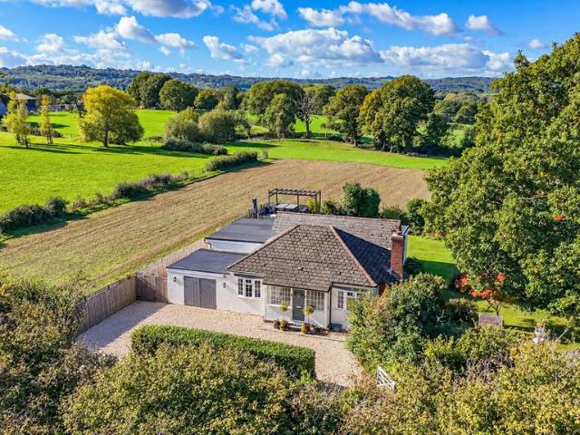 Bungalow for sale in Great Maxfield, Rother