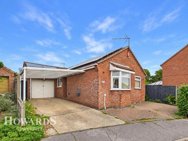 Bungalow for sale in Eastbridge, Suffolk
