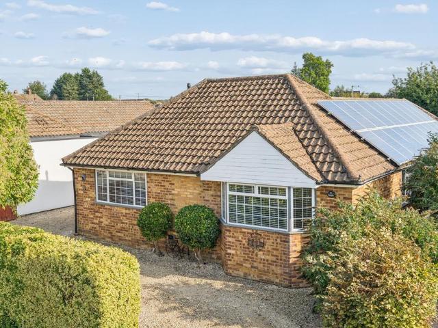 Bungalow for sale in Hughenden, Walter's Ash