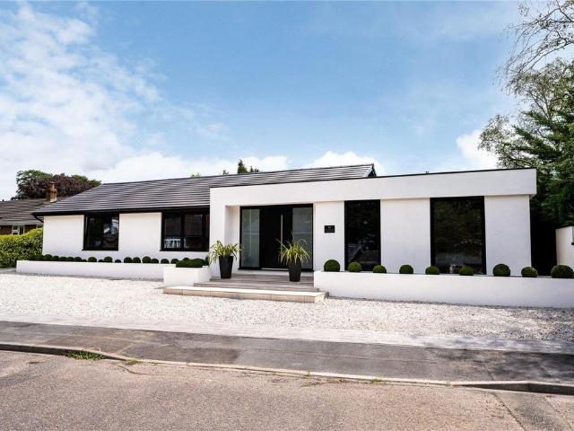 Bungalow for sale in Jumpers Corner, Christchurch