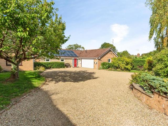 Bungalow for sale in Ropsley, South Kesteven
