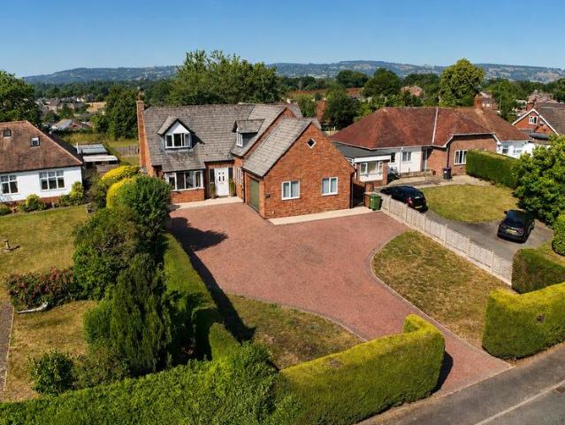 Bungalow for sale in Gobowen, Shropshire