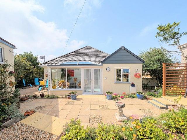 Bungalow for sale in Staddiscombe, Mount Wise