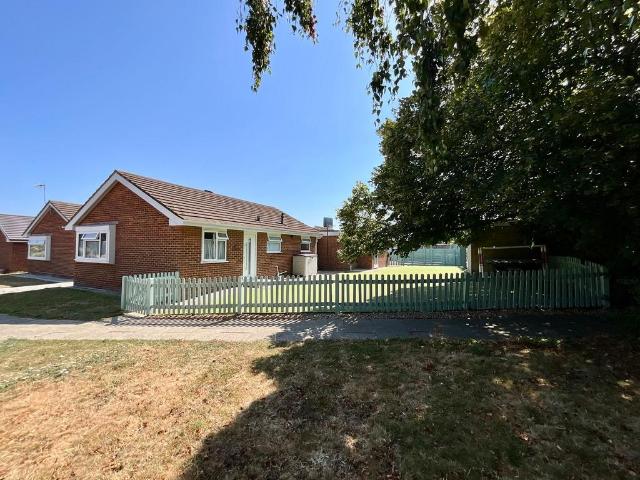 Bungalow for sale in Pebsham, Heathlands