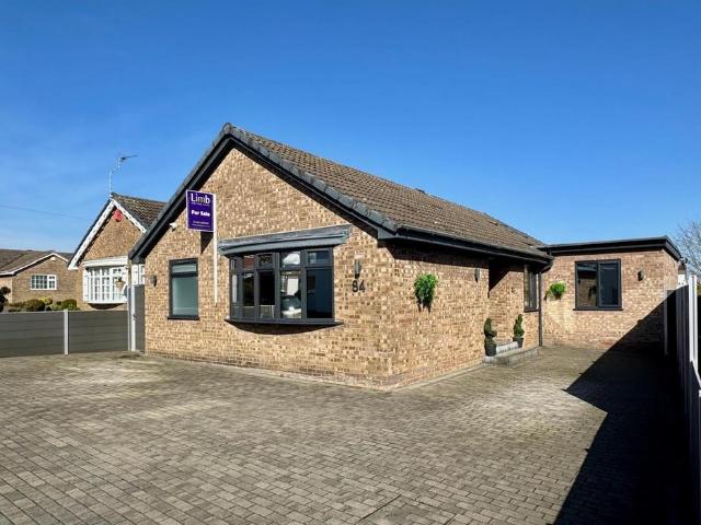 Bungalow for sale in Swanland, East Riding Of Yorkshire