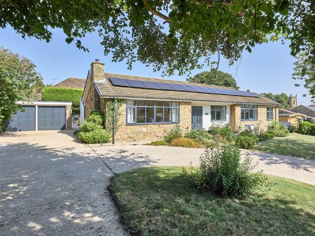 Bungalow for sale in Badsworth, West Yorkshire