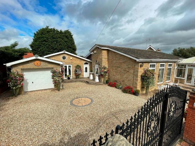 Bungalow for sale in Brampton Bierlow, West Melton