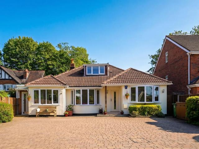 Bungalow for sale in Shirley, West Midlands
