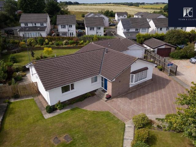 Bungalow for sale in Kirkintilloch, Scotland