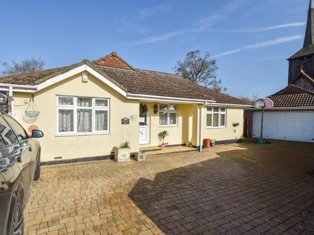 Bungalow for sale in Navestock Side, Essex