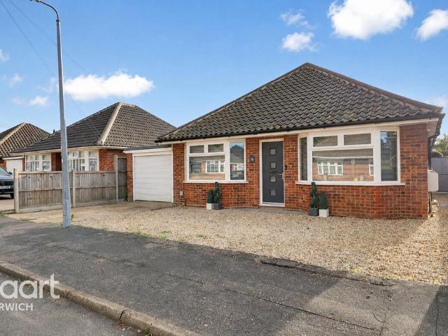 Bungalow for sale in Hellesdon, Broadland