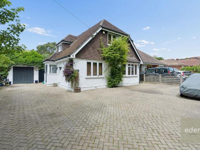 Bungalow for sale in Abbey Gate, Midway