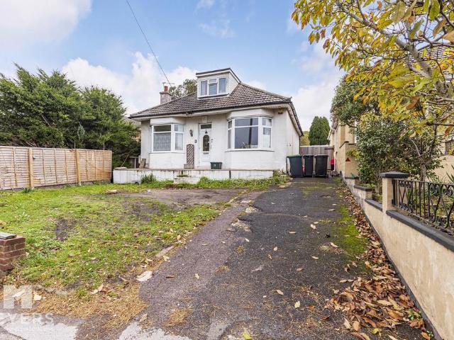 Bungalow for sale in Fairmile, Christchurch
