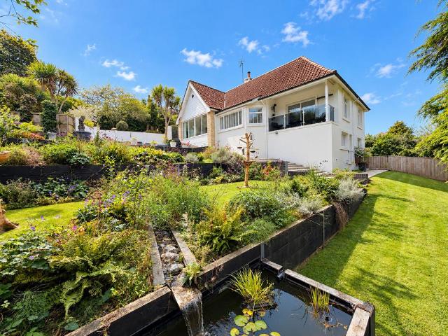 Bungalow for sale in Luccombe, Shanklin