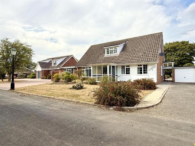 Bungalow for sale in Barking Tye, Bedingfield